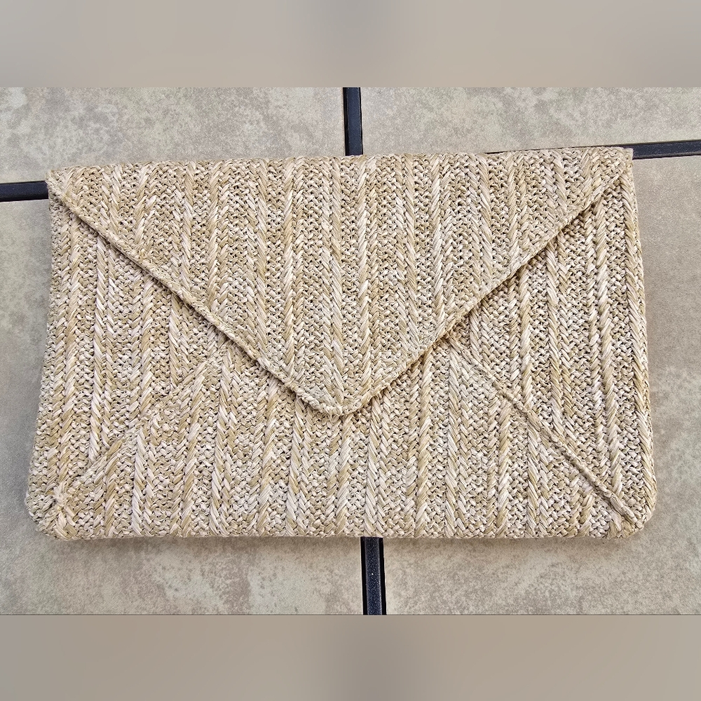 NWT Chic Woven Straw Envelope Clutch, 12"Lx8"H - Picture 8 of 12